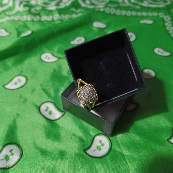 Diamond Ring Two Tone Gold/Silver - Picture 3 of 4